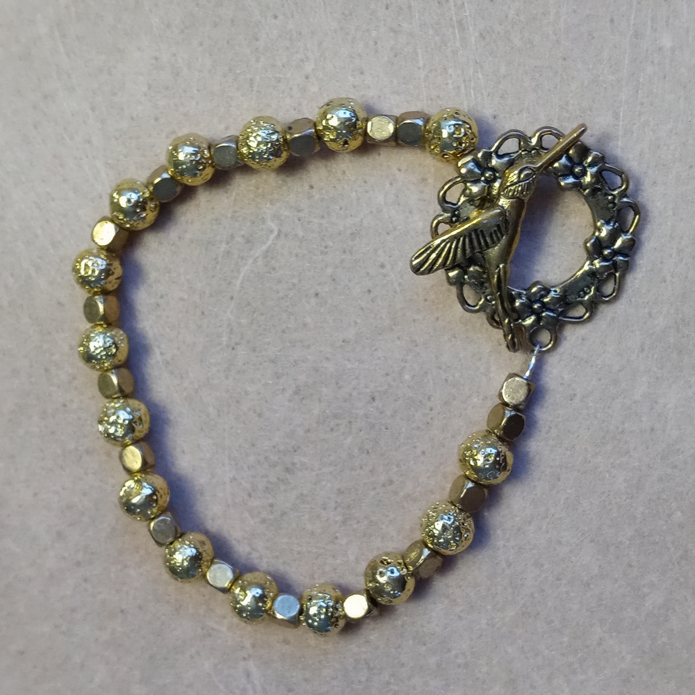 Gold plate bracelet